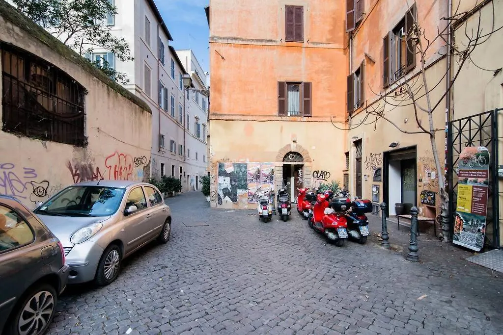 Brightful Boutique Apartment In The Heart Of Trastevere Rome Italy